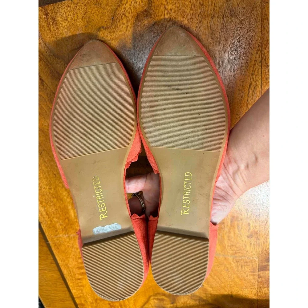 Restricted Womens Scalloped dOrsay Flats Pointed Toe Coral Orange Size 8.5 - Picture 5 of 6